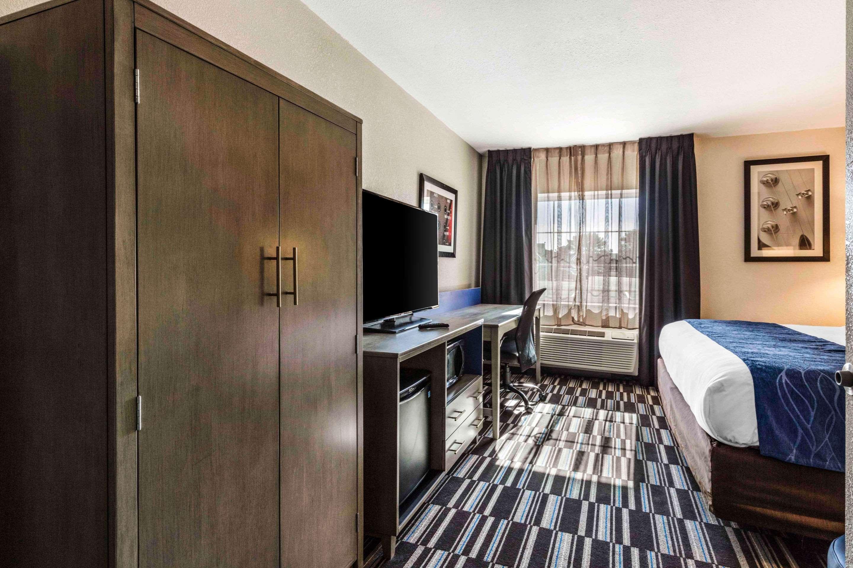 Comfort Inn Airport Memphis Bagian luar foto