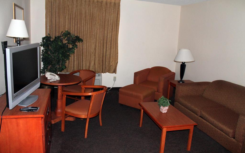 Comfort Inn Airport Memphis Bagian luar foto