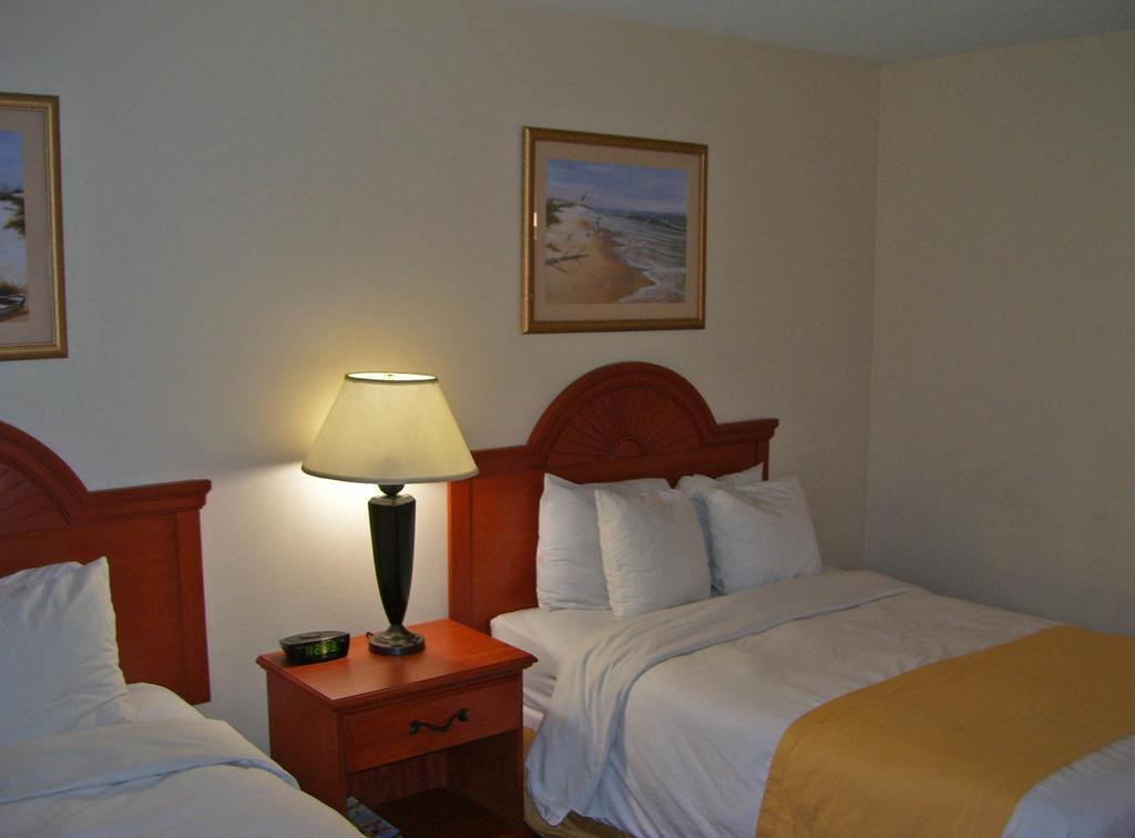 Comfort Inn Airport Memphis Bagian luar foto