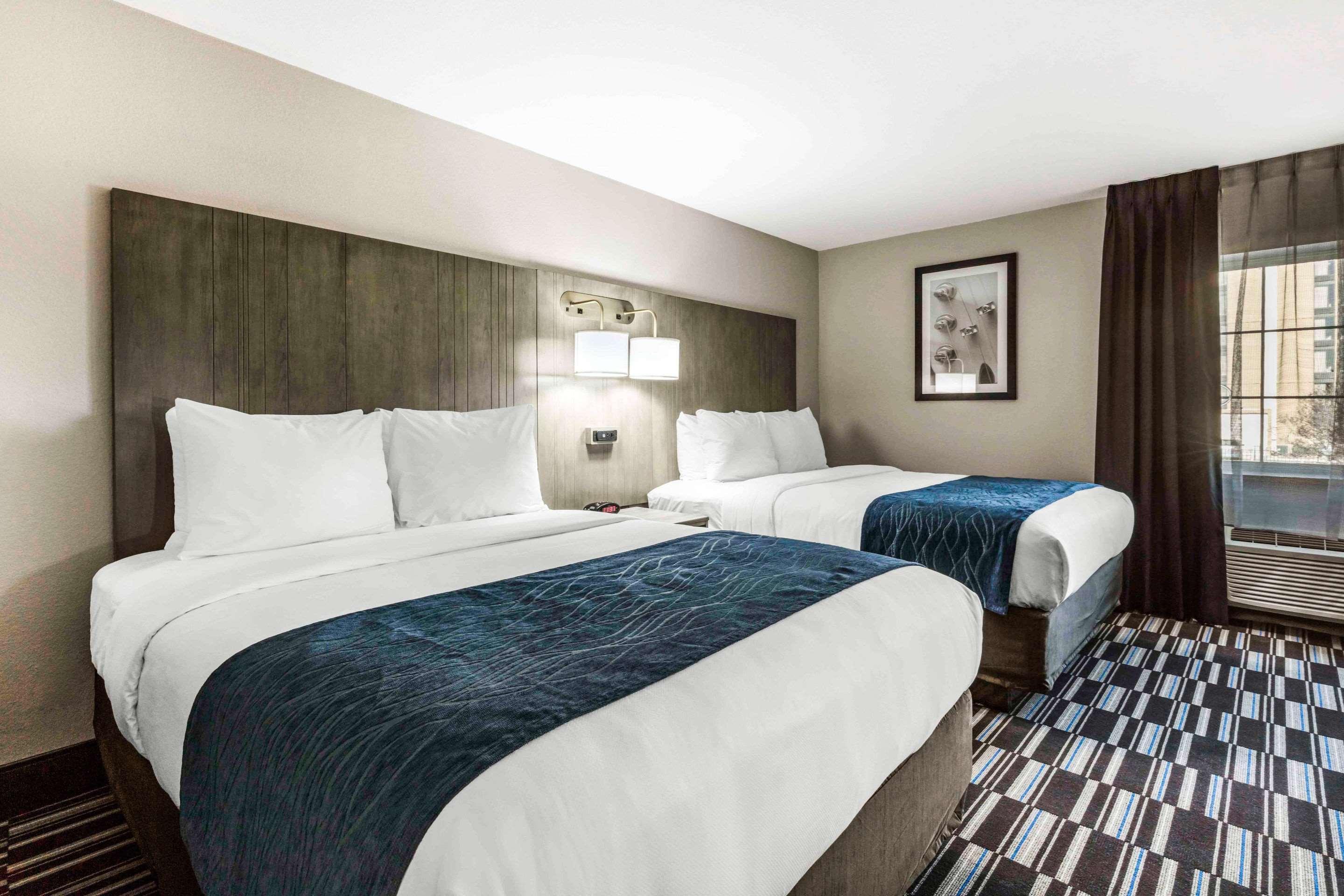 Comfort Inn Airport Memphis Bagian luar foto