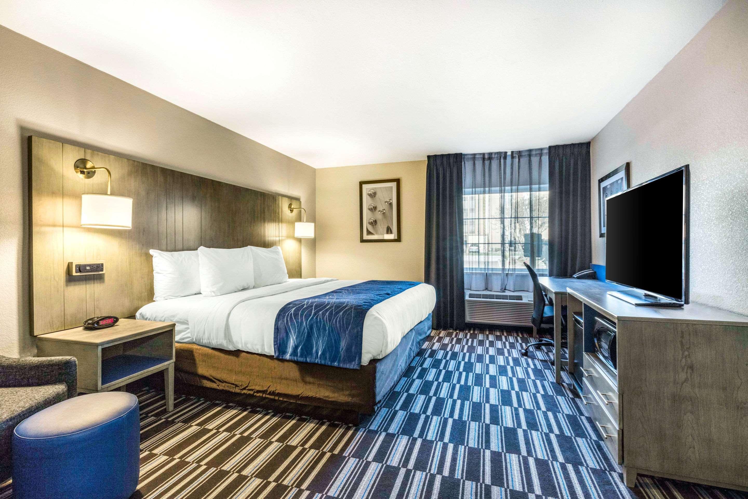 Comfort Inn Airport Memphis Bagian luar foto