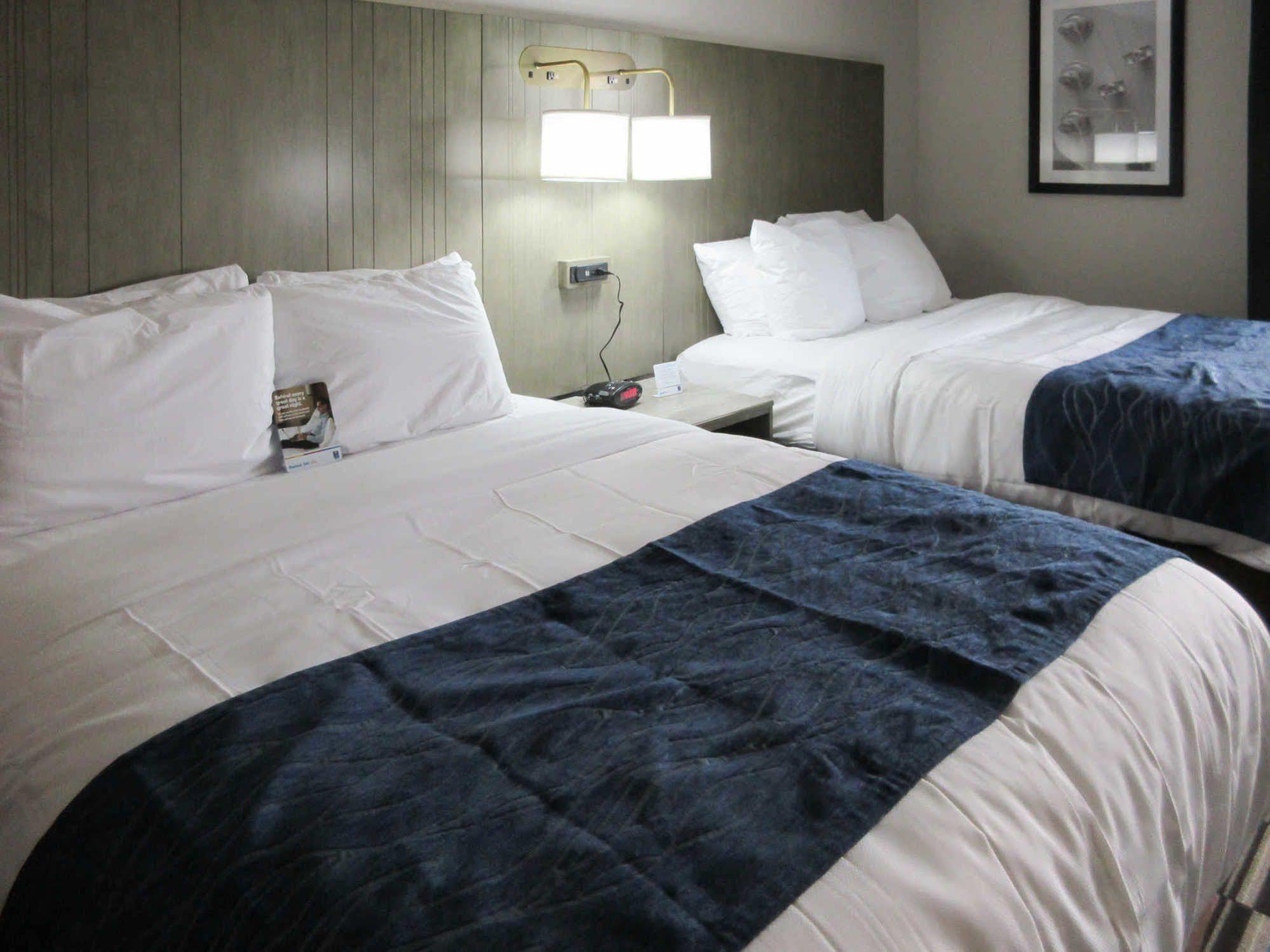 Comfort Inn Airport Memphis Bagian luar foto