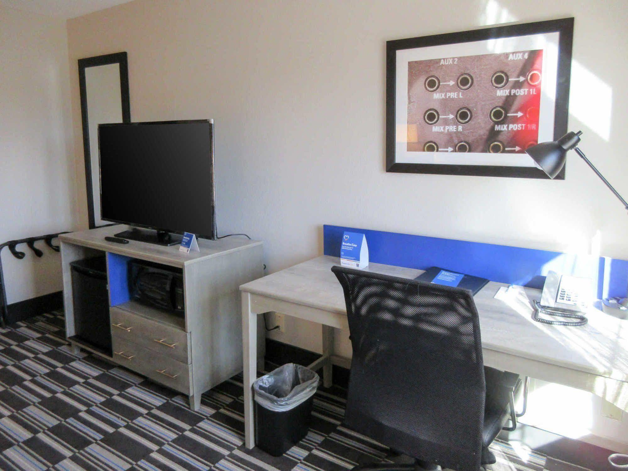 Comfort Inn Airport Memphis Bagian luar foto
