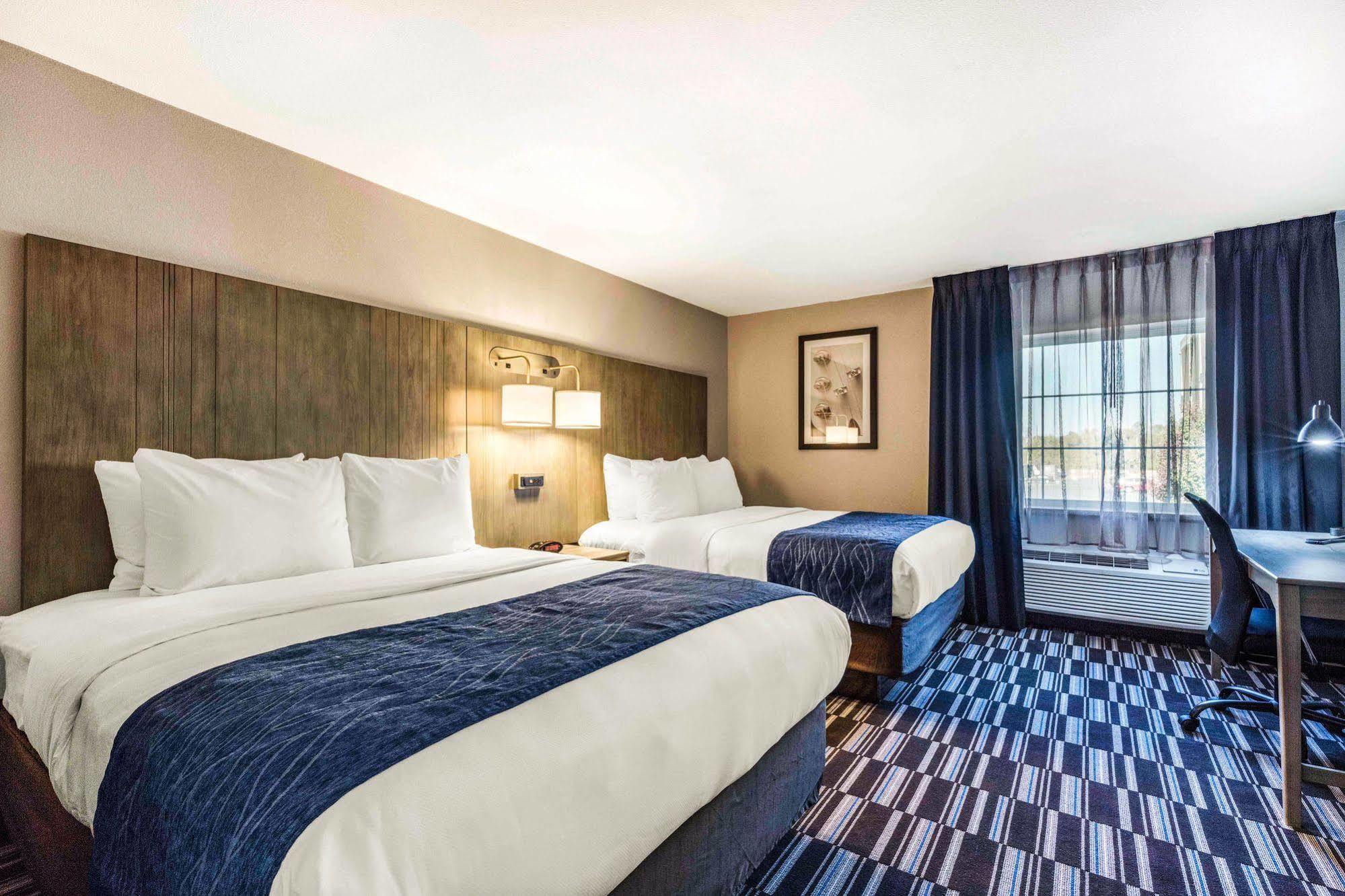 Comfort Inn Airport Memphis Bagian luar foto